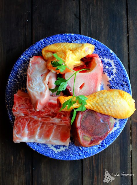 carne piezas de carne para hacer caldo