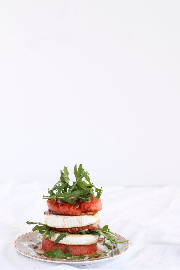 Ensalada de sandía a la plancha y queso de cabra Ensalada de sandía a la plancha y queso de cabra