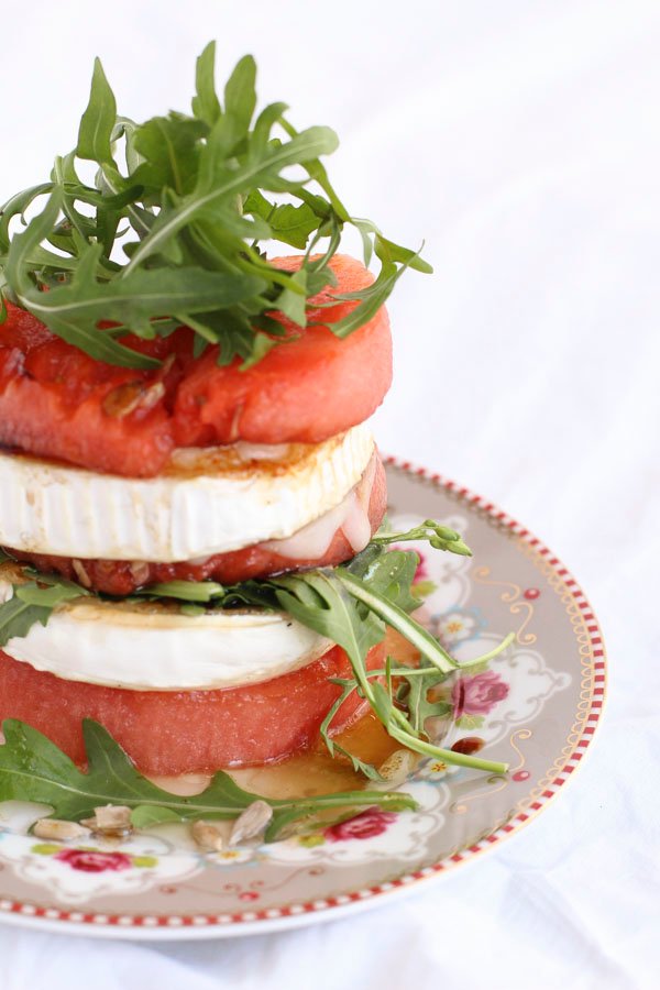 Ensalada de sandía a la plancha y queso de cabra Ensalada de sandía a la plancha y queso de cabra
