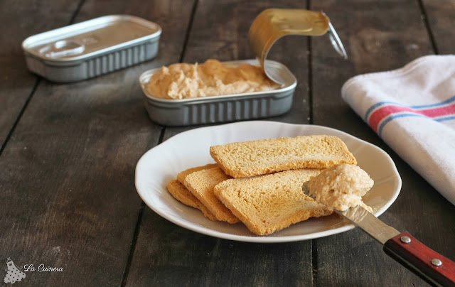 Pate de atún y anchoas ideas para poner de aperitivo en Navidad